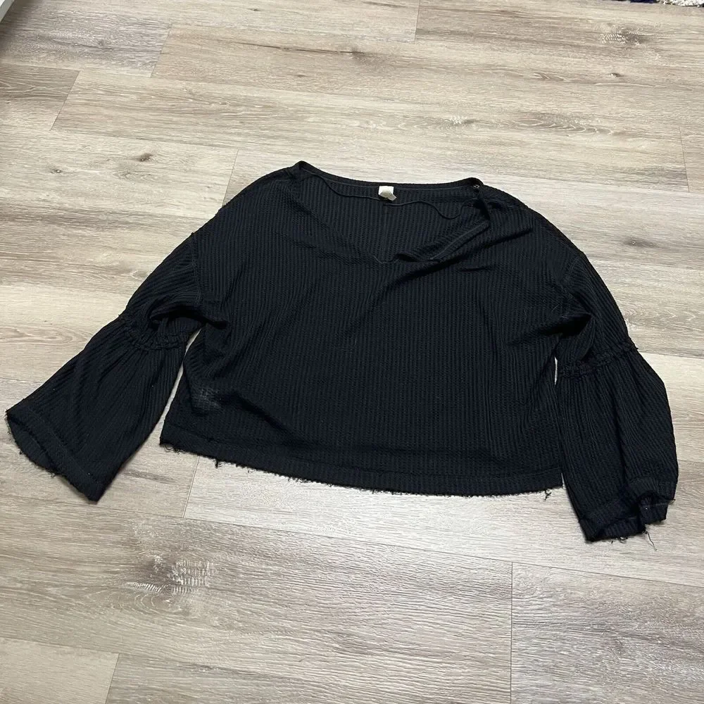 FREE PEOPLE We The Free Women Black Waffle Knit Top Size Medium Belt Sleeve